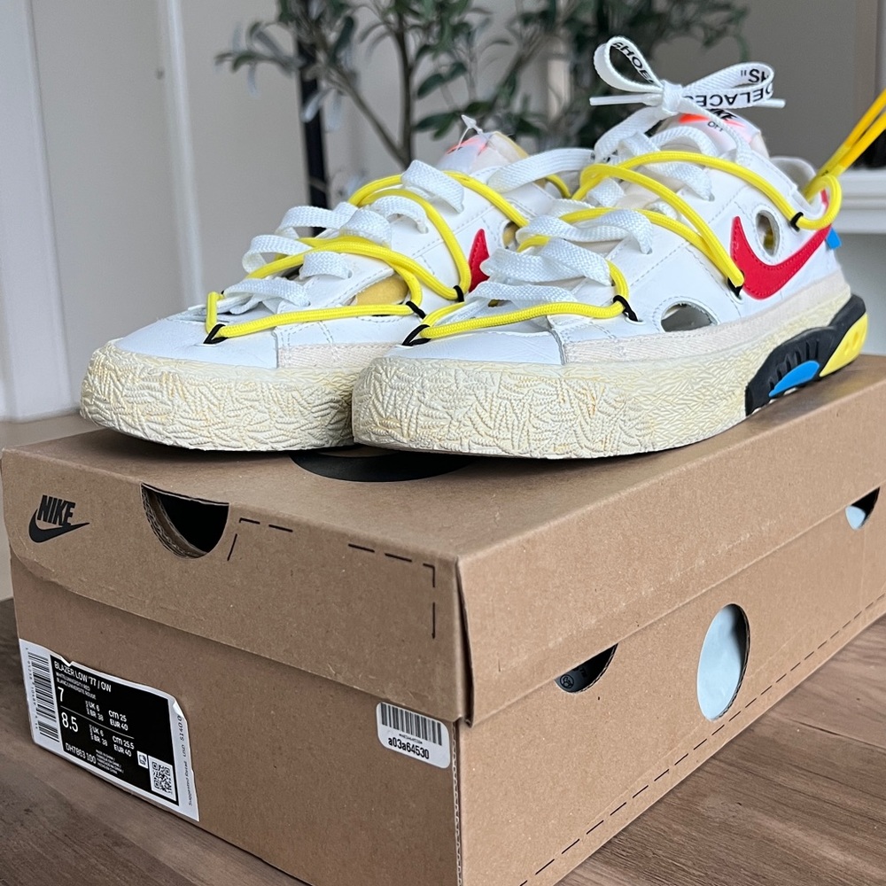 Off White x Blazer Low “White University Red” ‘22 Season Size 7 Mens, 9 Womens